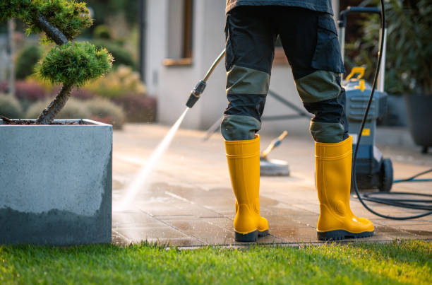 Best Commercial Building Pressure Washing  in East Troy, WI